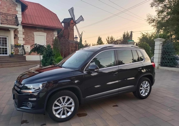Volkswagen Tiguan cena 62200 przebieg: 129000, rok produkcji 2013 z Złotów małe 56